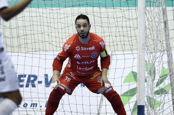 Futsal: Gian Wolverine reforça a baliza